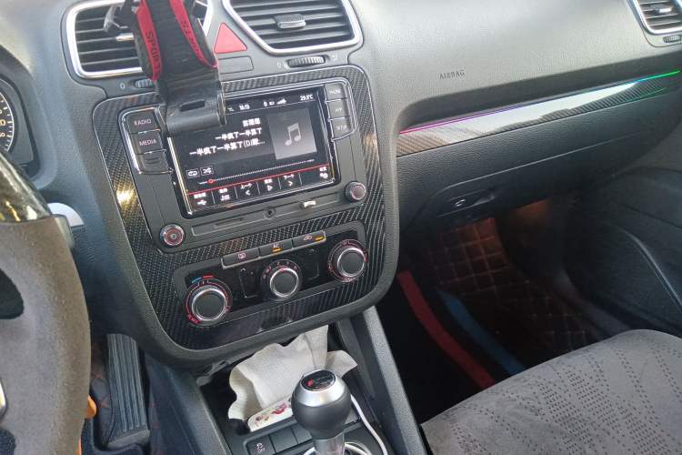 Used Volkswagen Scirocco 2011 1.4 TSI Comfort Edition Audio And AC Panel