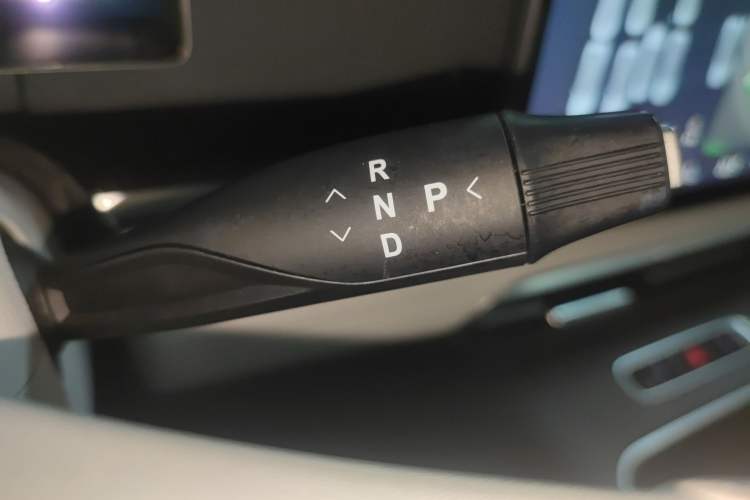 Used VOYAH Dream 2025 PHEV Four-Wheel-Drive Flagship Version – Qiankun Edition