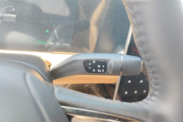 Used Leapmotor C11 2024 All-Electric 580 Luxury Edition Gear Lever