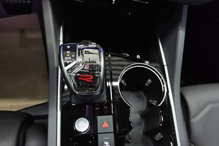 Used Volkswagen Touareg 2022 3.0 TSI Prestige Edition Classic Sport Package Gear Lever