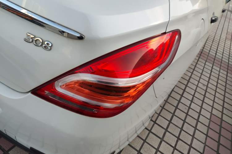 Used Peugeot 308 2014 Enjoy Edition Classic 1.6L Manual YouShang Model Right Rear Taillight
