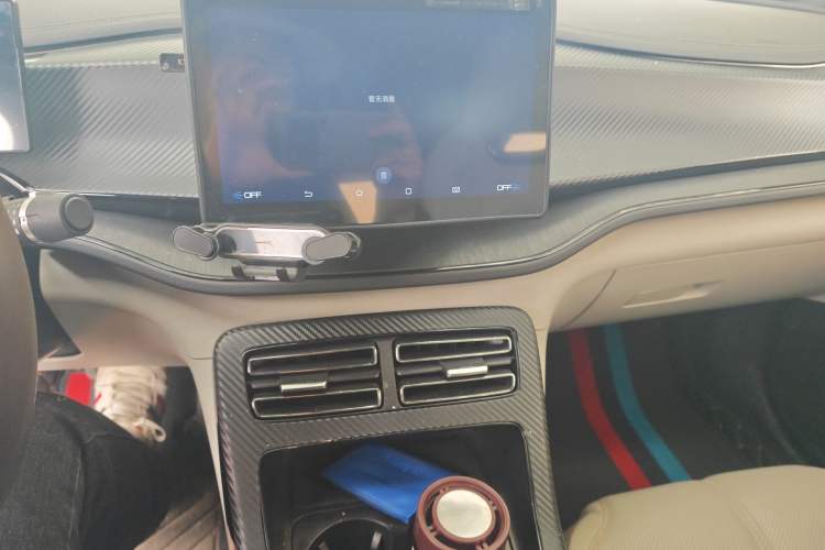 Used BYD Qin PLUS 2024 HONOR Edition DM-i 55KM Leading Model Audio And AC Panel