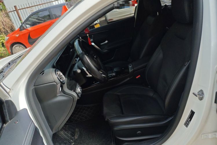 Used Mercedes-Benz A-Class 2021 A 200 L Sport Sedan Fashion Model
