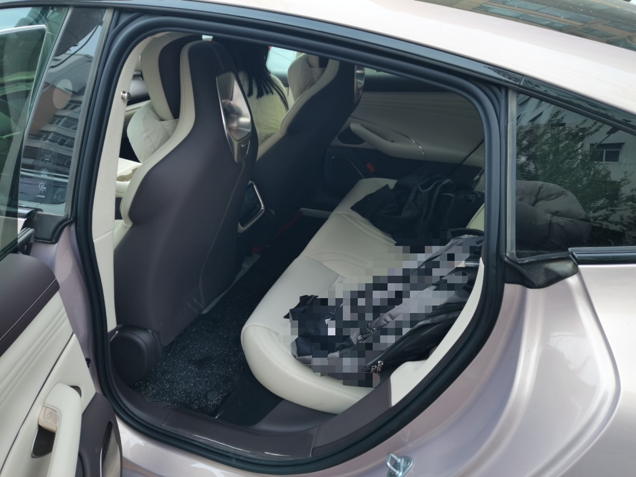 Xiaomi Auto SU7 2026 Model Standard Edition — снимка 17
