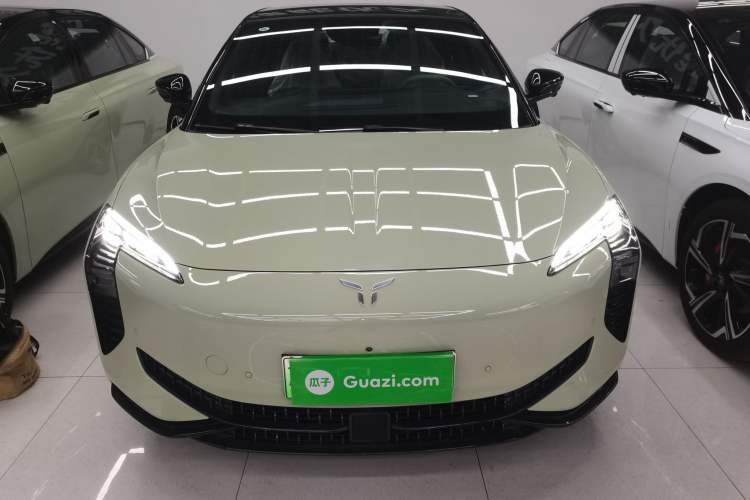 Used Hongqi EH7 2024 640 Pro+ All-Wheel Drive Front