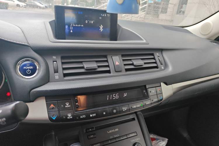 Used Lexus CT 2014 CT200h Comfort Edition Monochrome Audio And AC Panel