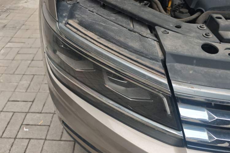 Used Volkswagen Tiguan L 2017 330TSI Automatic Two-Wheel Drive Flagship Edition