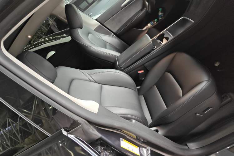 Used Tesla Model Y 2024 Rear-Wheel-Drive Version