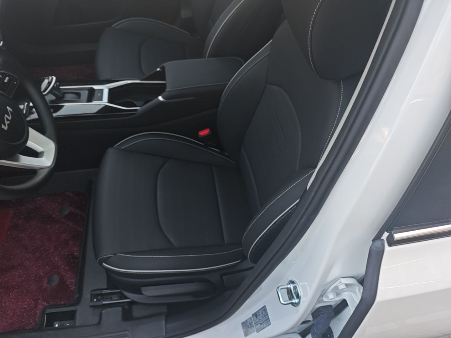 Kia K3 2024 1.5L CVT Comfort Plus Edition — снимка 17