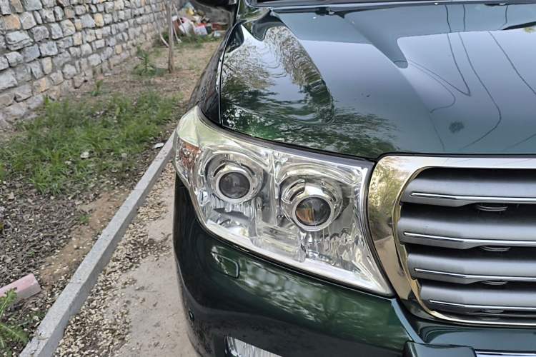 Used Toyota Land Cruiser 
