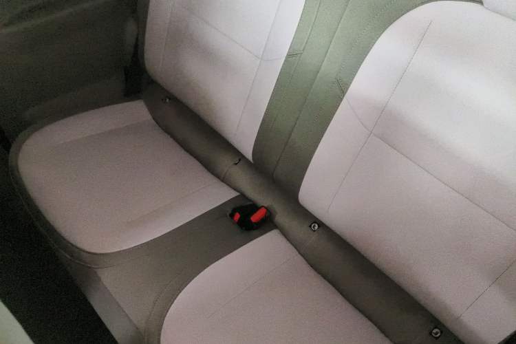 Used Geely Galaxy Panda 2025 210km Panda Rider Left Rear Seat