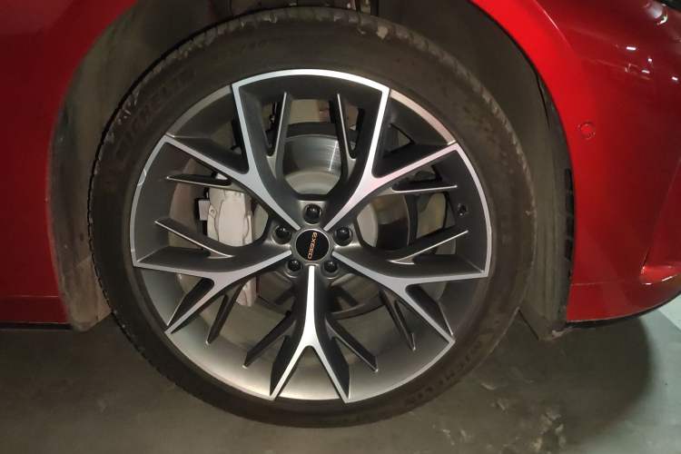 Used EXEED Star Era ES 2025 Pure Electric Pro Urban Driving Assistance 77 kWh Right Front Wheel Hub