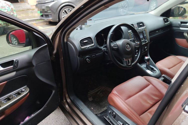 Used Volkswagen Golf 2011 1.4 TSI Comfort Travel Edition
