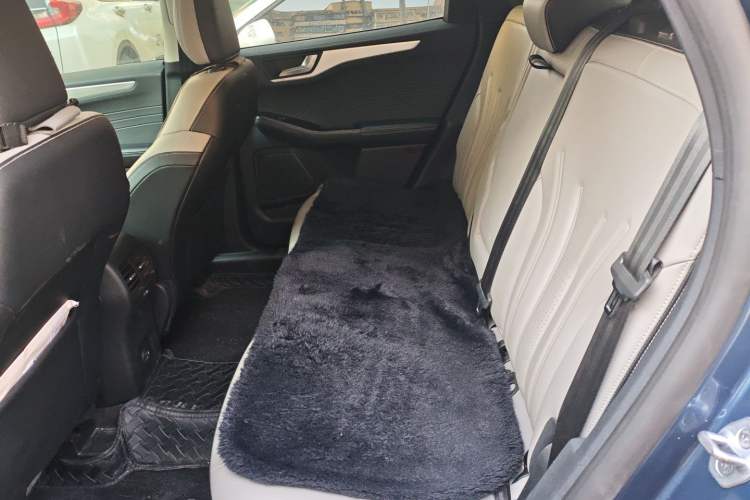 Used Ford Escape 2024 EcoBoost 245 Two-Wheel-Drive Titanium Edition