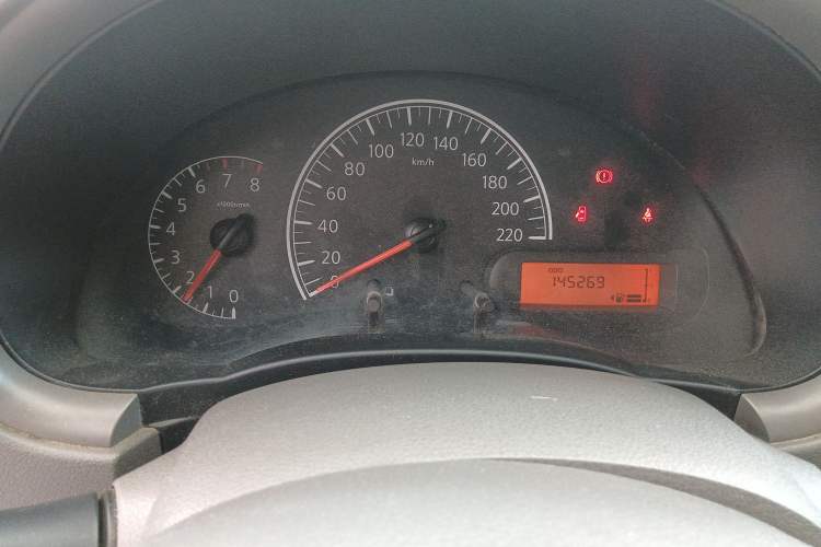 Used Nissan Sunny 2014 1.5XE Manual Elite Edition Instrument Cluster