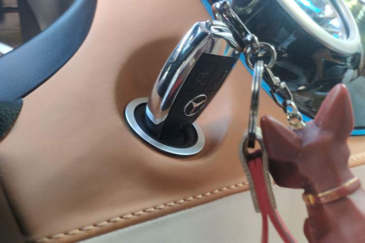 Used Mercedes-Benz Vito 2021 2.0T Elite Version 7 Seats