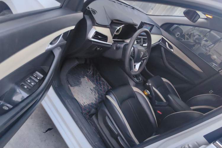 Used Baojun 360 2019 1.5L CVT Elite Version China VI Driver Seat