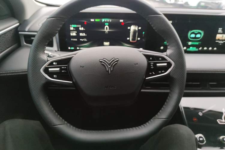 Used NETA U 2023 NETA U-Ⅱ Challenge Edition 500 U Show – Lithium Iron Phosphate