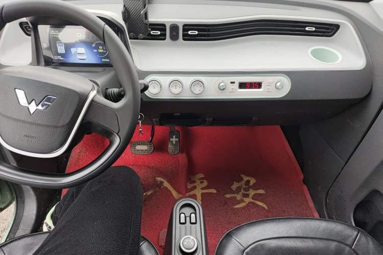 Used Wuling Hongguang MINIEV 2022 Macaron Fashion Edition Lithium-Nickel-Cobalt-Alpha-oxide