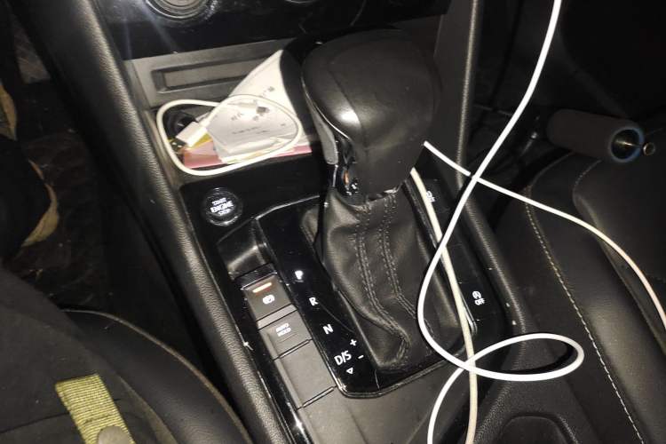 Used Volkswagen Tiguan L 2019 Updated Version 330TSI Automatic Two-Wheel Drive Panoramic Comfort Edition China VI Standard
