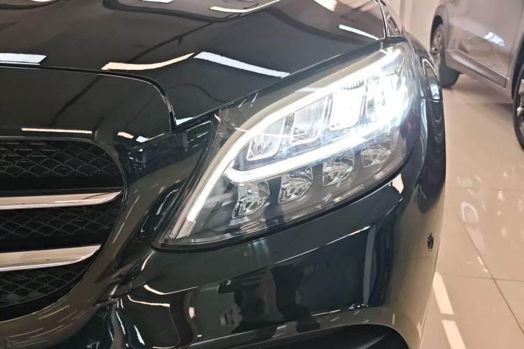 Used Mercedes-Benz C-Class 2020 Restyled C 260 Sport Edition Left Front Headlight