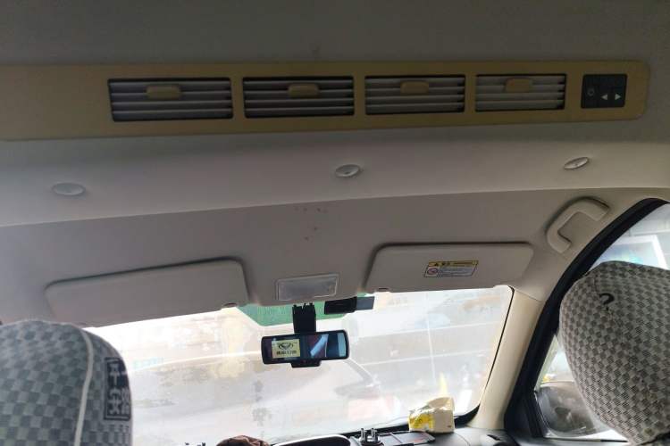 Used HYOSOW H2 2015 1.5L AMT Prestige Version BJ415C Headliner