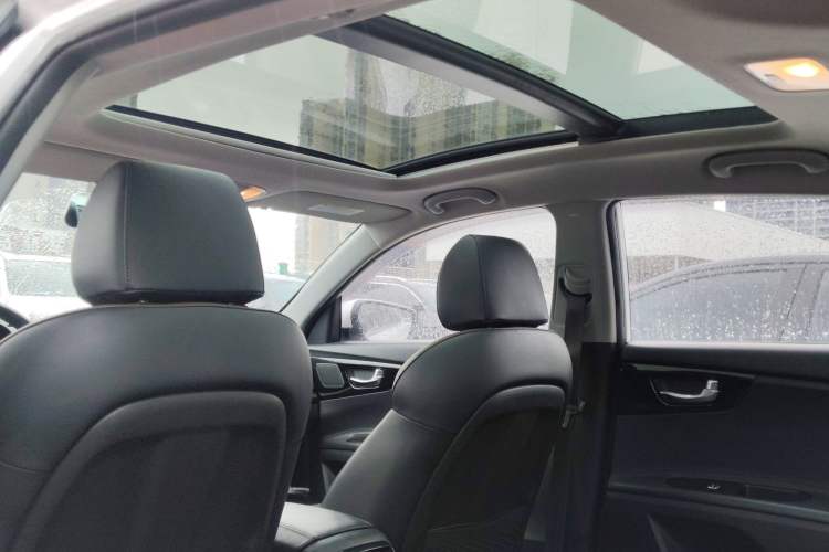 Used Kia K3 (Kai Shen) 2017 1.8L Automatic GLS Headliner