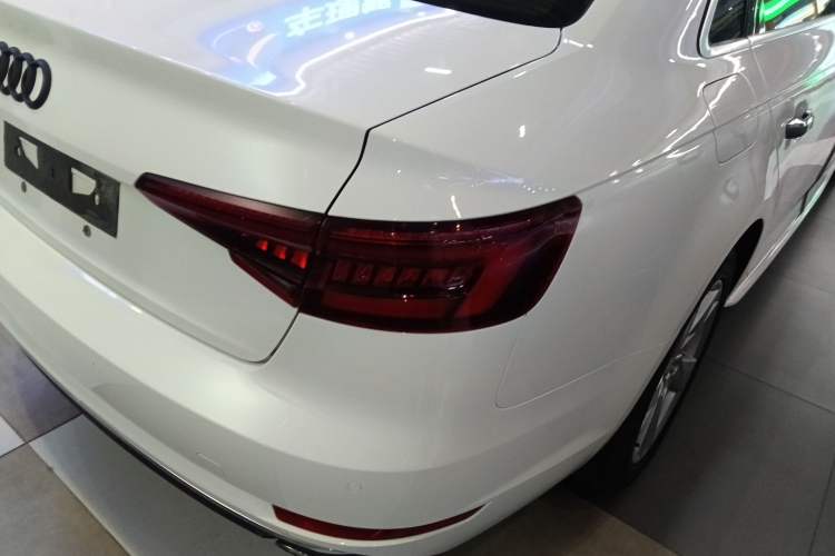 Used Audi A4L 2018 30th Anniversary Edition 40 TFSI Trendy Model