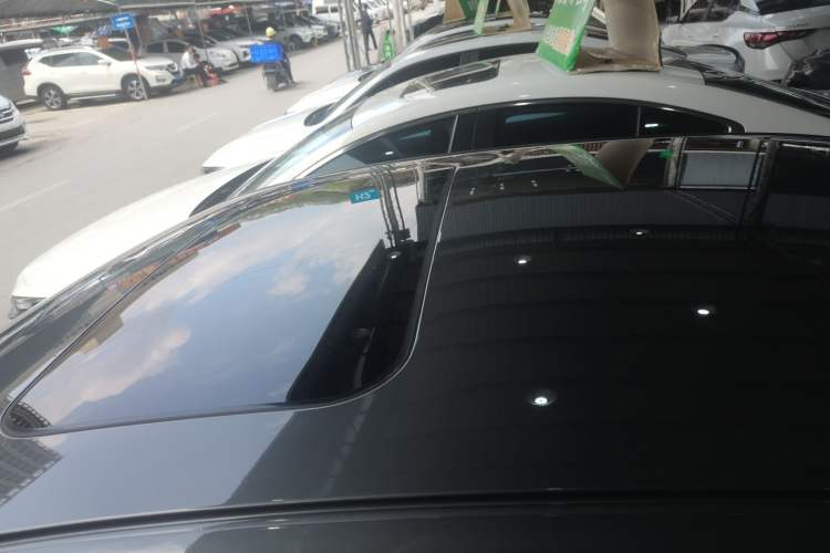 Used Geely Auto Emgrand 2025 4th Generation 1.5L CVT Luxury Version Roof