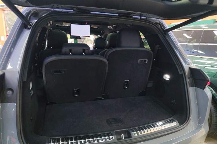 Used Li Auto L8 2025 Ultra Smart Refreshed Edition Trunk