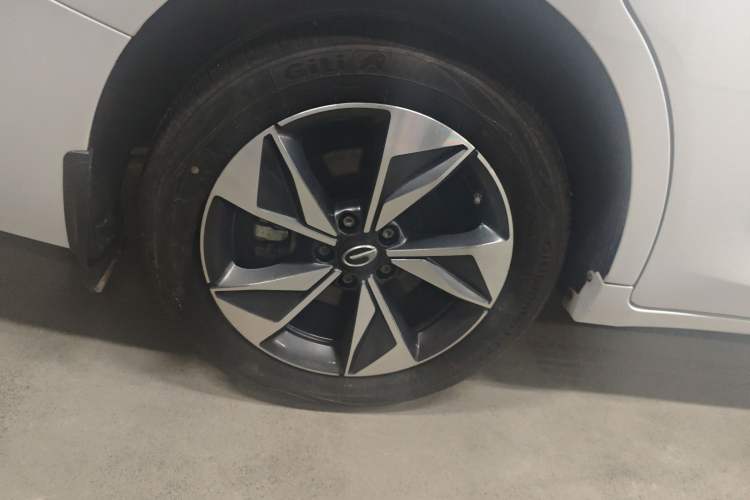 Used GAC Trumpchi M6 2023 PRO 270T DCT Luxury Edition
