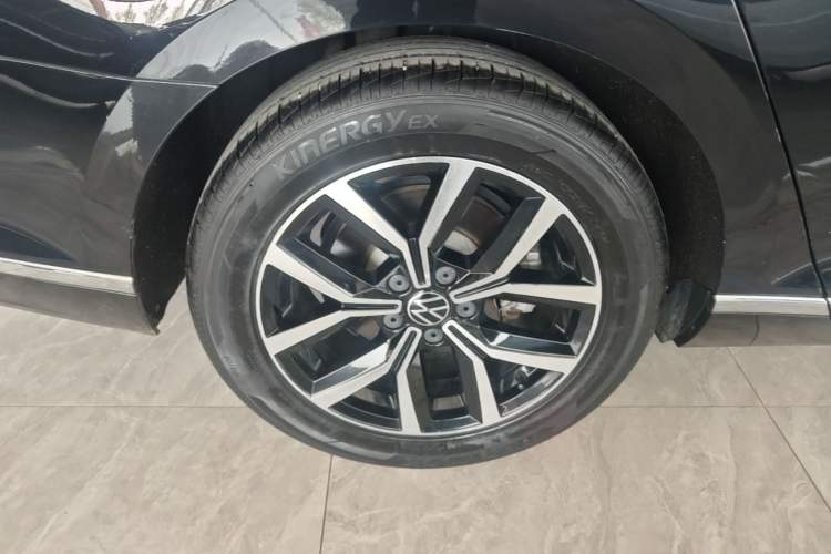 Used Volkswagen Magotan 2020 280TSI DSG Comfort Edition Exterior 5