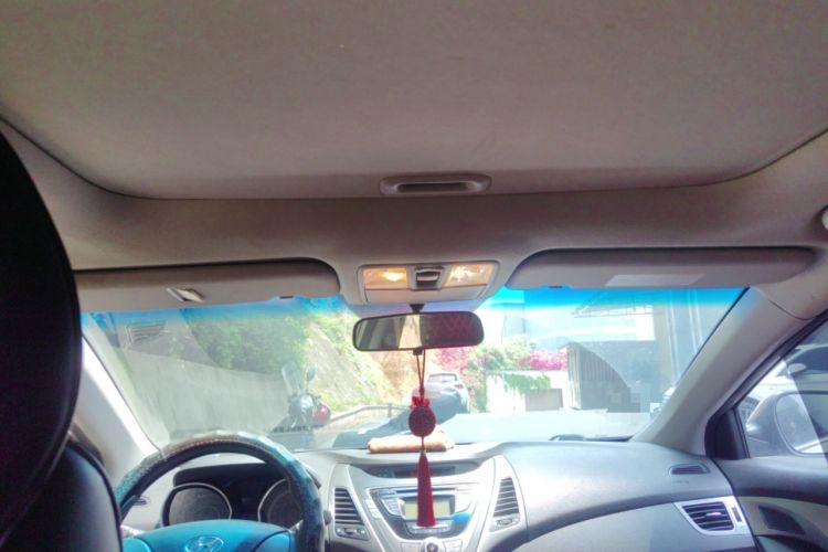 Used Hyundai Elantra (5th Generation / Langdong) 2015 1.6L Manual Leading Model
