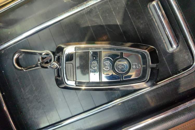 Used Lincoln Aviator 2023 3.0T V6 All-Wheel-Drive Zunya Cruise Version Six Seats
