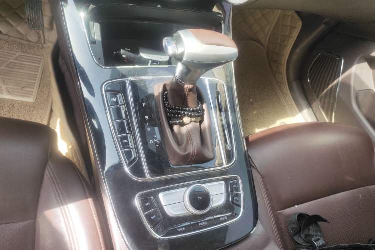 Used Leopaard Mattu 2018 1.6T GDI DCT Elite Model Gear Lever