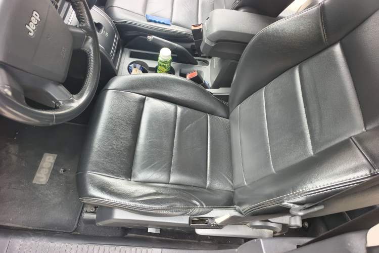 Used Jeep Compass 2010 2.4L Four-Wheel Drive World Cup Special Edition