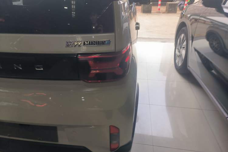 Used Wuling Hongguang MINIEV 2022 GAMEBOY 200km Gaming Edition with Lithium Iron Phosphate