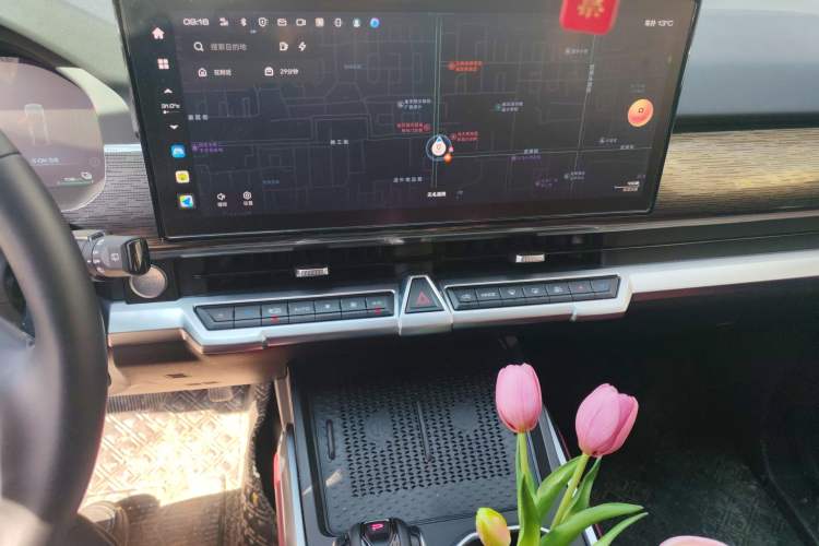 Used Tank 400 New Energy 2024 Hi4-T City Edition Audio And AC Panel