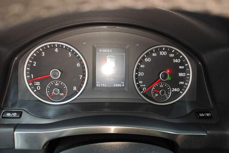 Used Volkswagen Tiguan 2015 1.8TSI Automatic Two-Wheel Drive Luxury Model Instrument Cluster