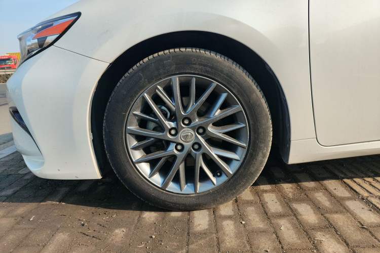 Used Lexus ES 2017 200 30th Anniversary Edition