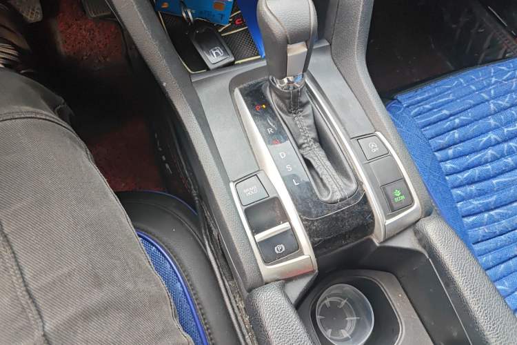 Used Honda Civic 2016 220TURBO CVT Luxury Edition
