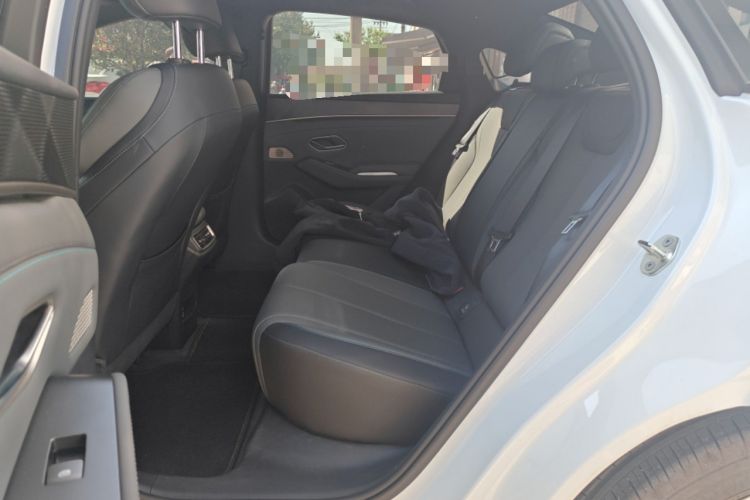 Used BYD Qin L 2025 DM-i Smart Drive 120KM Leading Model Left Rear Seat