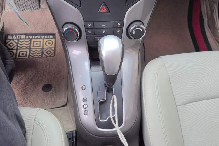 Used Chevrolet Cruze 2015 1.5L Classic SE AT
