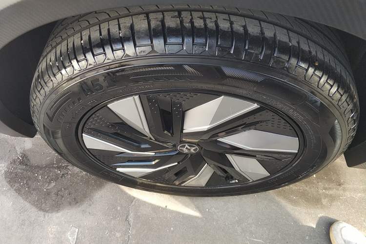 Used Venucia V DD-i 2023 110 km iE Version
