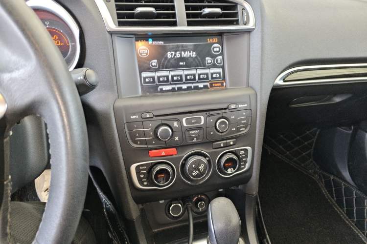 Used Citroen C4L 2014 1.6THP Intelligent Drive Automatic Dynamic Model
