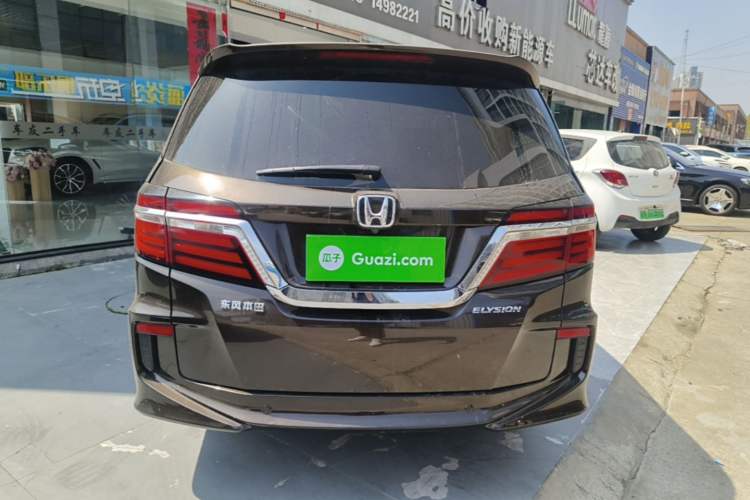 Used Honda Elysion 2016 2.4L Style Edition
