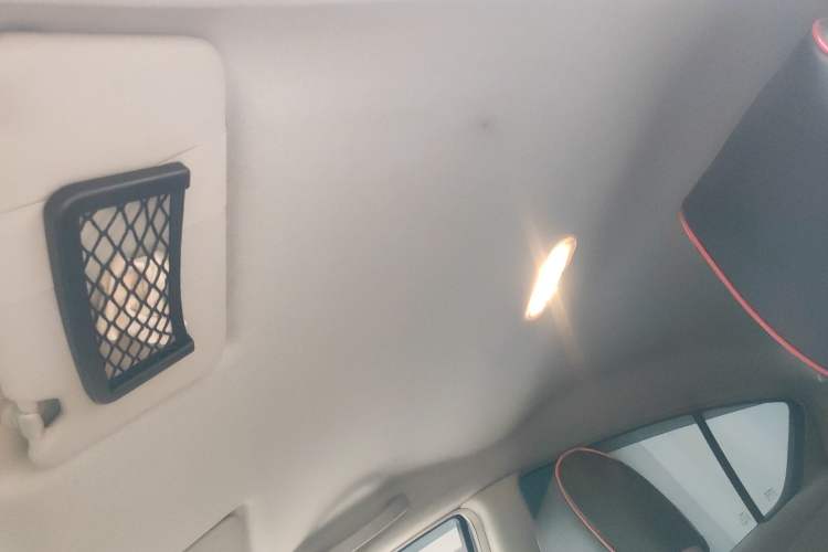 Used Nissan Sunny 2011 1.5XE Manual Comfort Edition Headliner