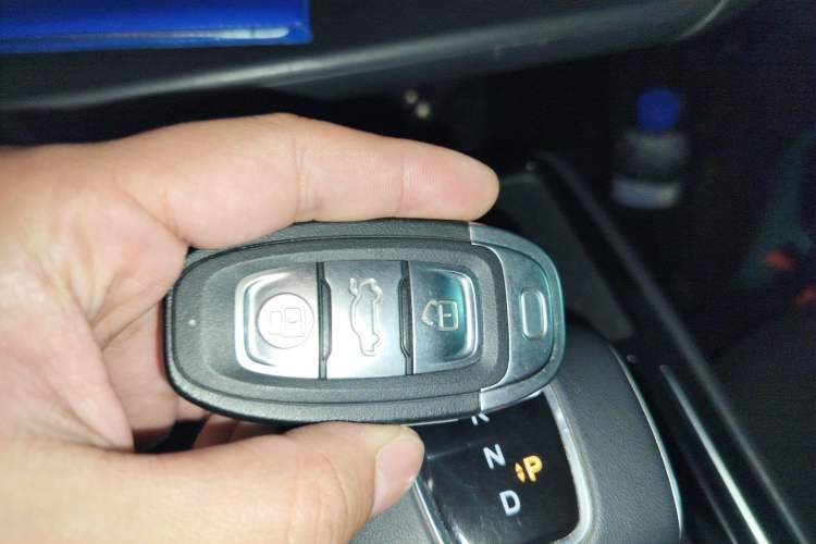 Used Hongqi E-QM5 2024 610 km PLUS