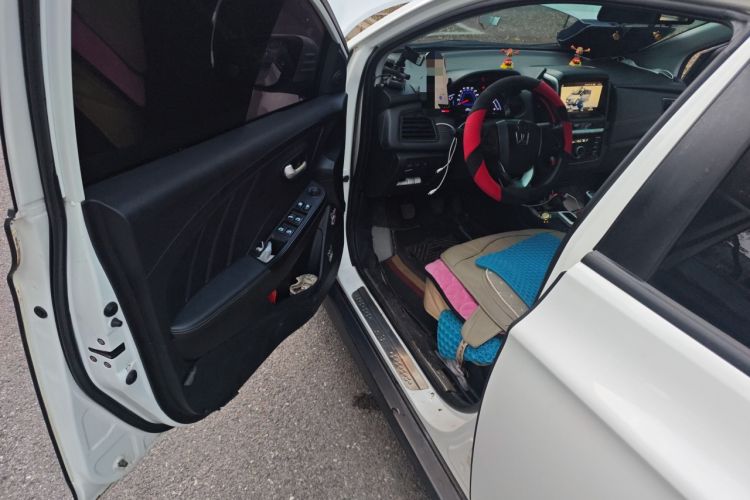 Used Luxgen S3 2016 1.6L Manual Smart Edition