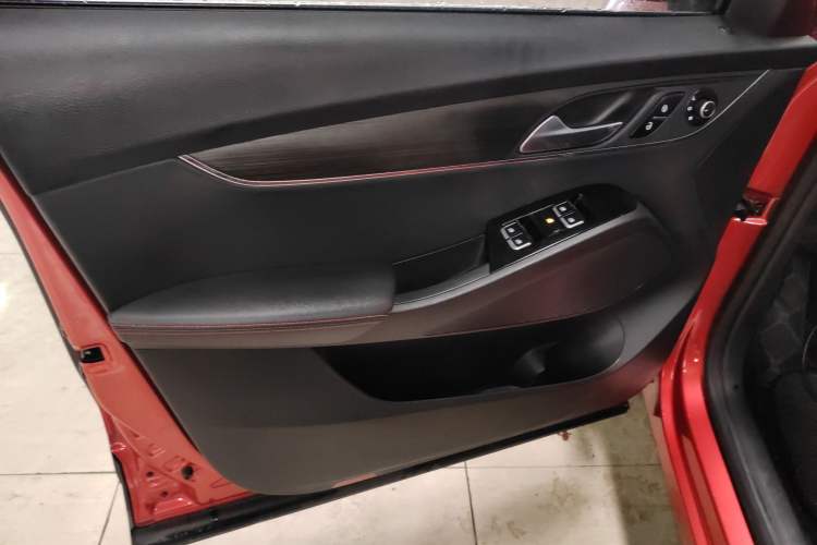 Used BORGWARD BX5 2017 20TGDI Automatic Two-Wheel Drive Pioneer Edition
